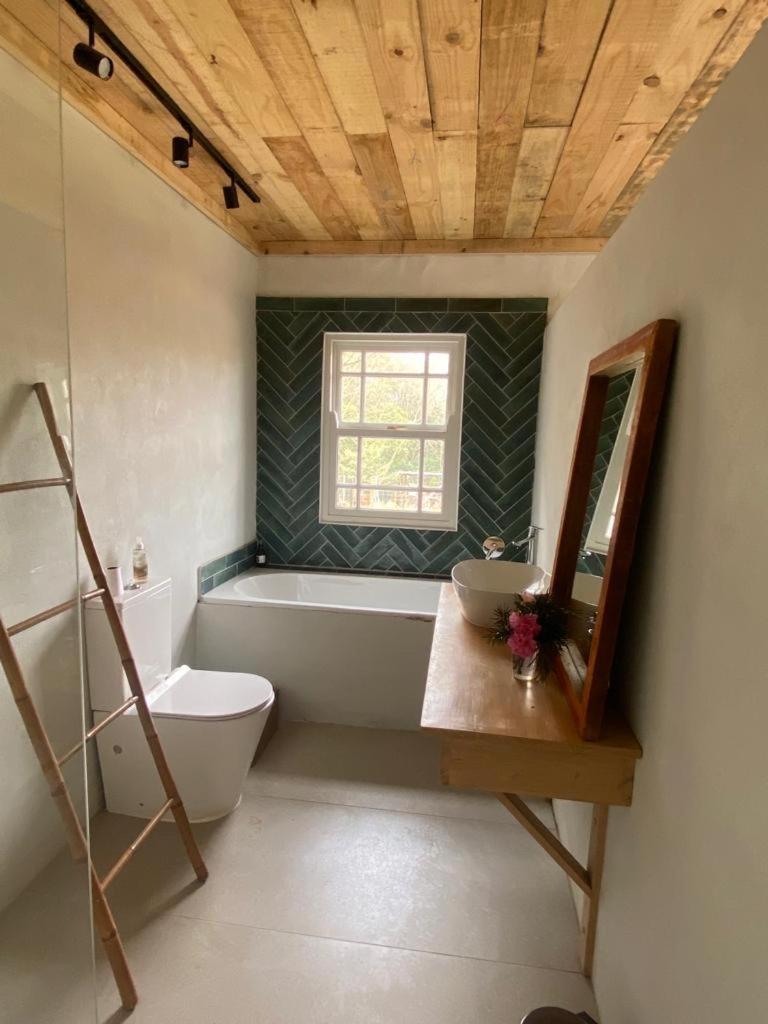 Yellowwoods Farm - Willoughbys Cottage And Old Stables Cottage Curryʼs Post Εξωτερικό φωτογραφία